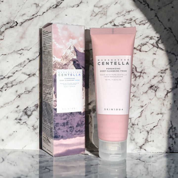 Madagascar Centella Poremizing Deep Cleansing Foam - Glamour Glow