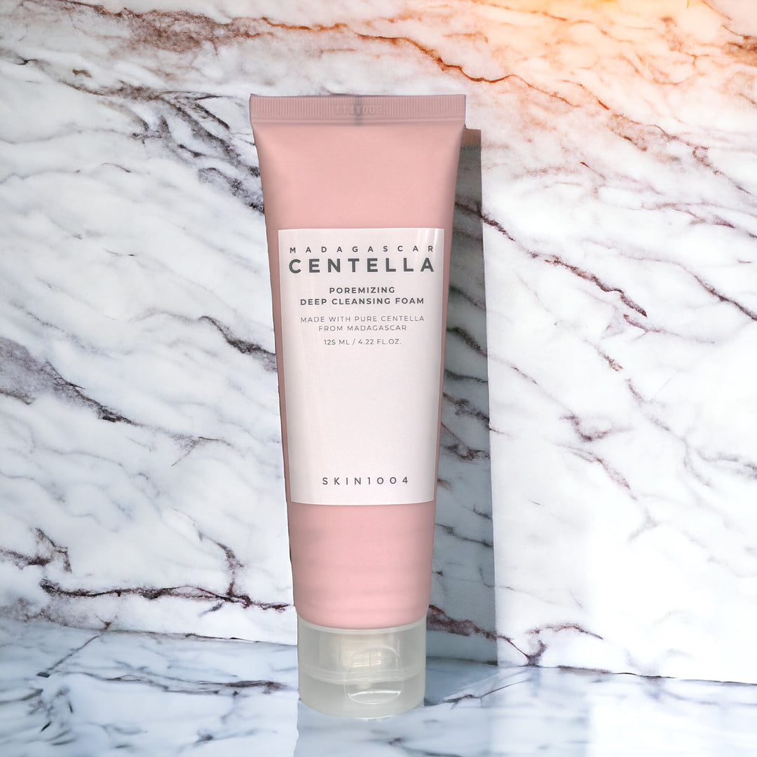 Madagascar Centella Poremizing Deep Cleansing Foam - Glamour Glow