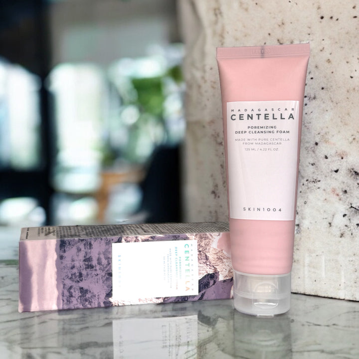 Madagascar Centella Poremizing Deep Cleansing Foam - Glamour Glow