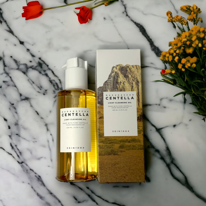 Madagascar Centella Light Cleansing Oil - Glamour Glow