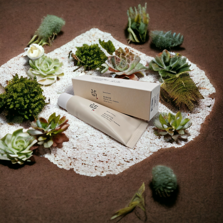 Relief Sun: Rice + Probiotic SPF50+ PA++++ - Glamour Glow